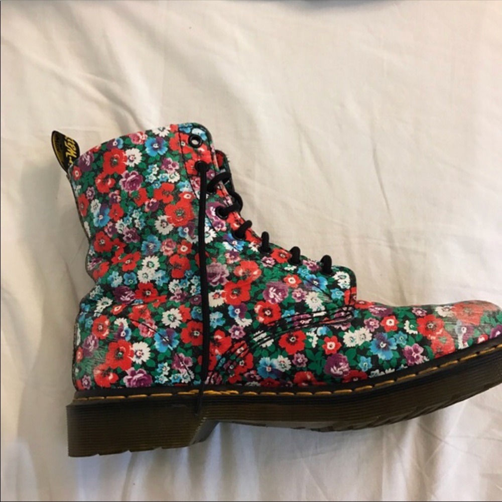 Dr Martens Floral/Pascal Print Boots (Docs)